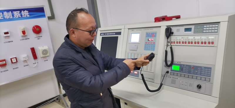 消防操作师和消防工程师,消防操作员和消防工程师哪个含金量高 第1张 消防操作师和消防工程师,消防操作员和消防工程师哪个含金量高 第1张